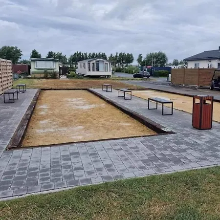 Caravane Het Zeepaardje Campingplatz De Haan